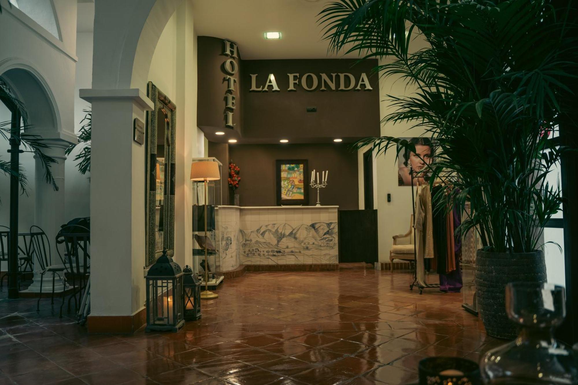 Hotel La Fonda Benalmádena Exterior photo